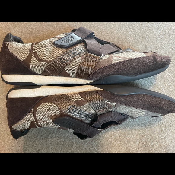 Coach sneakers, size 9.5 - Picture 3 of 5